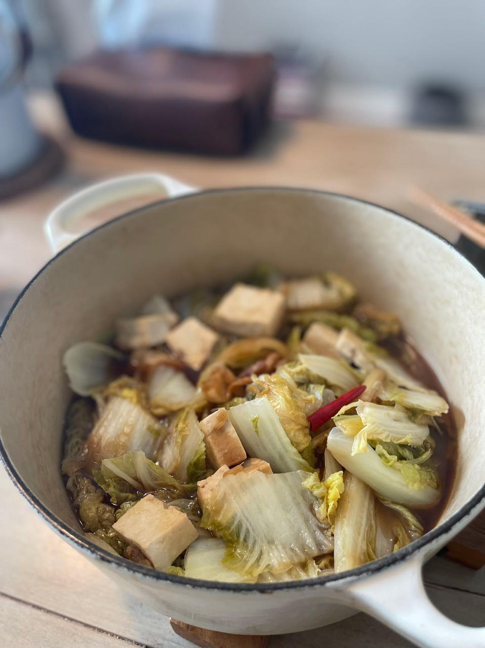 很香的白菜炖五花肉