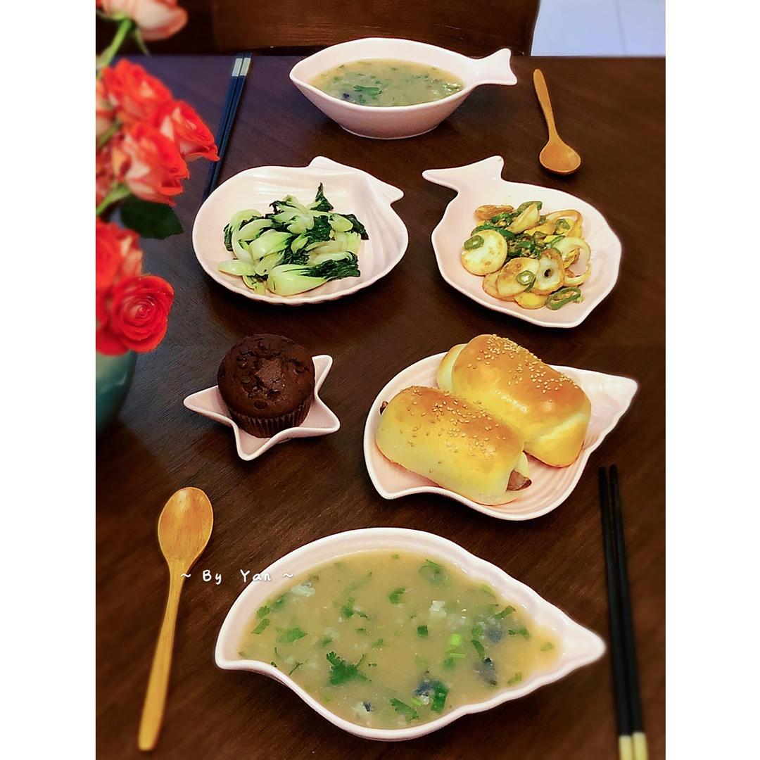 学生早餐记录