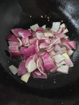 干锅土豆的做法 步骤5