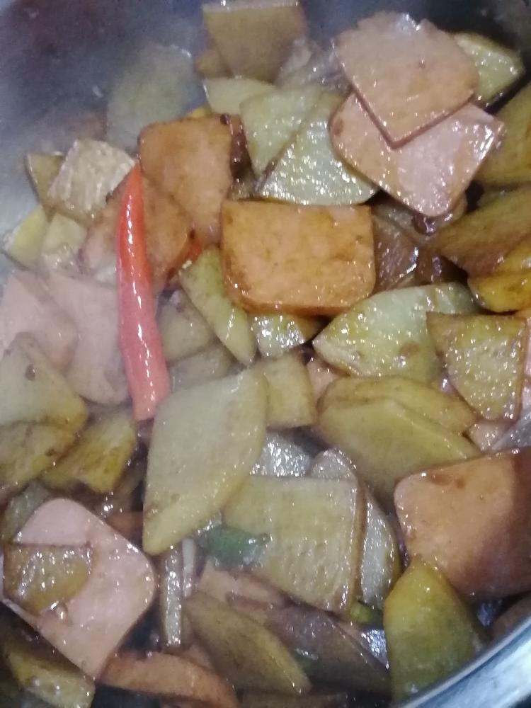 土豆炒火腿肠的另类做法，你知道吗？