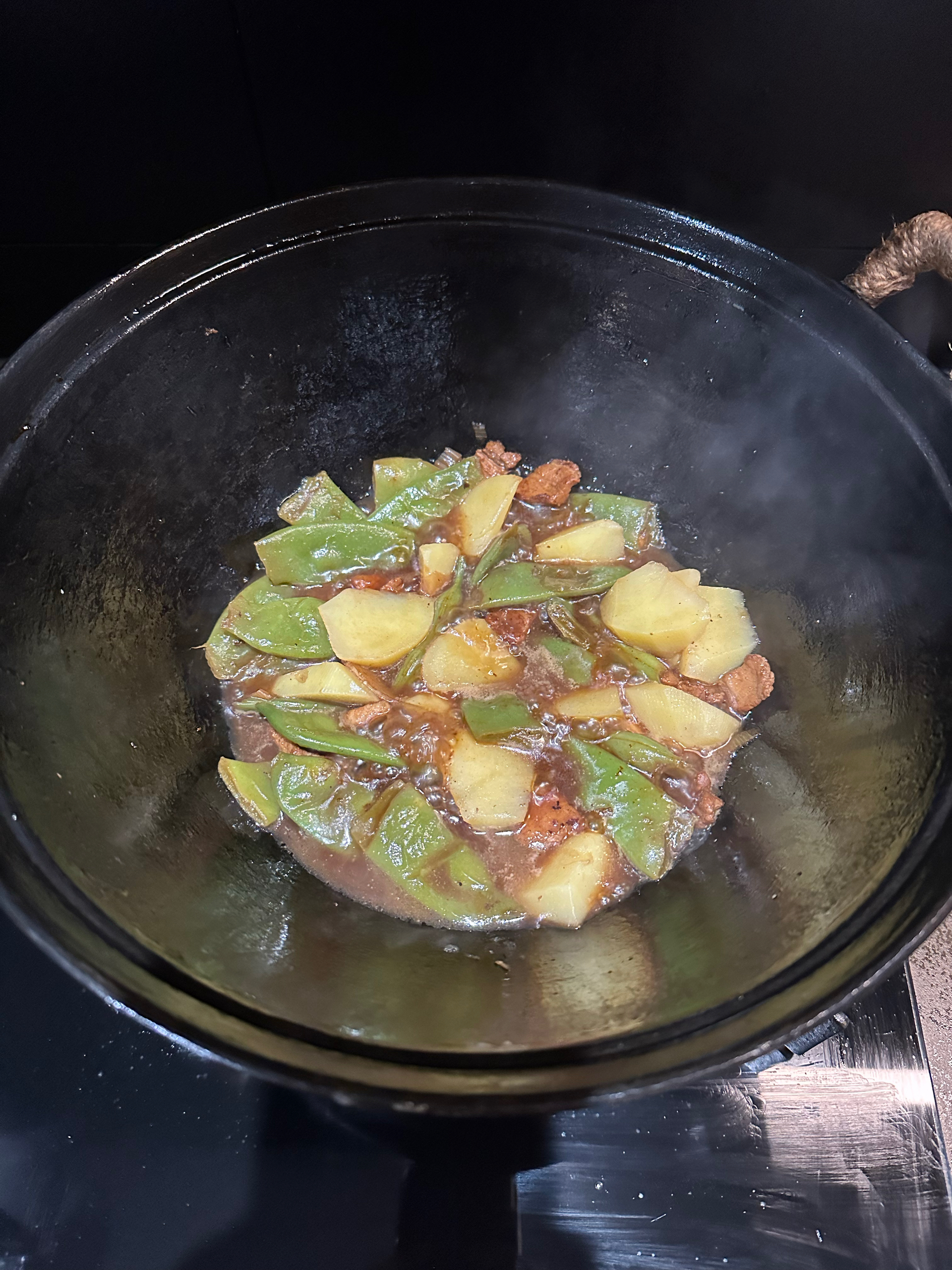 铁锅炖土豆扁豆的做法