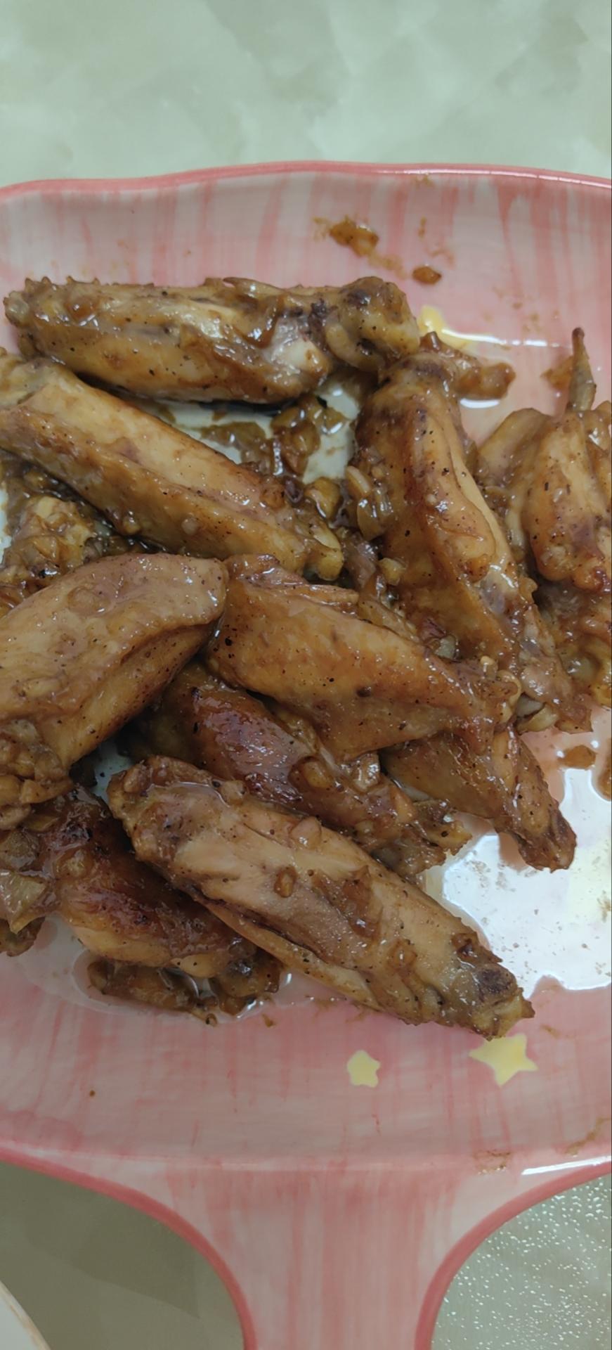 蒜香鸡翅，这才是鸡翅最好吃的做法