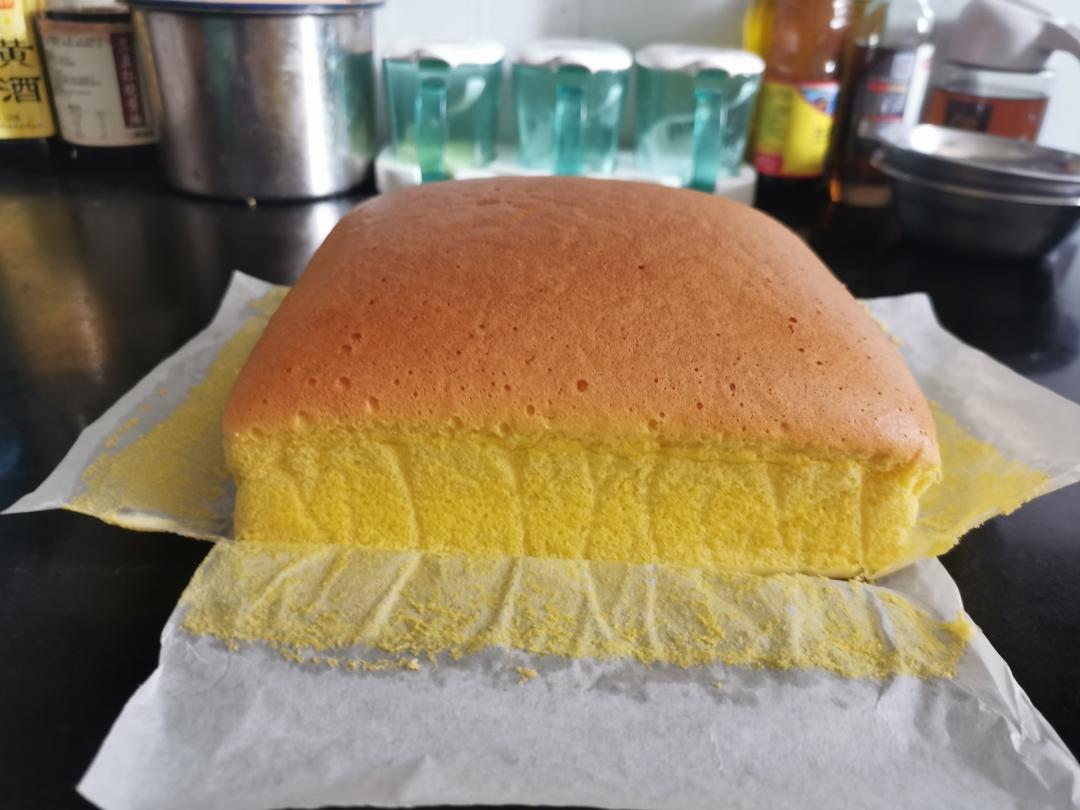 视频菜谱：口感温润的8寸古早蛋糕（8寸加高）