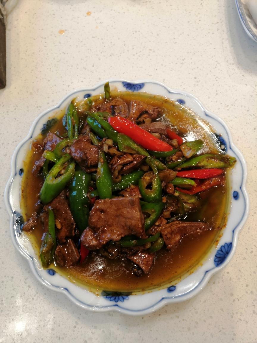 土家舔盘泡椒猪肝的做法