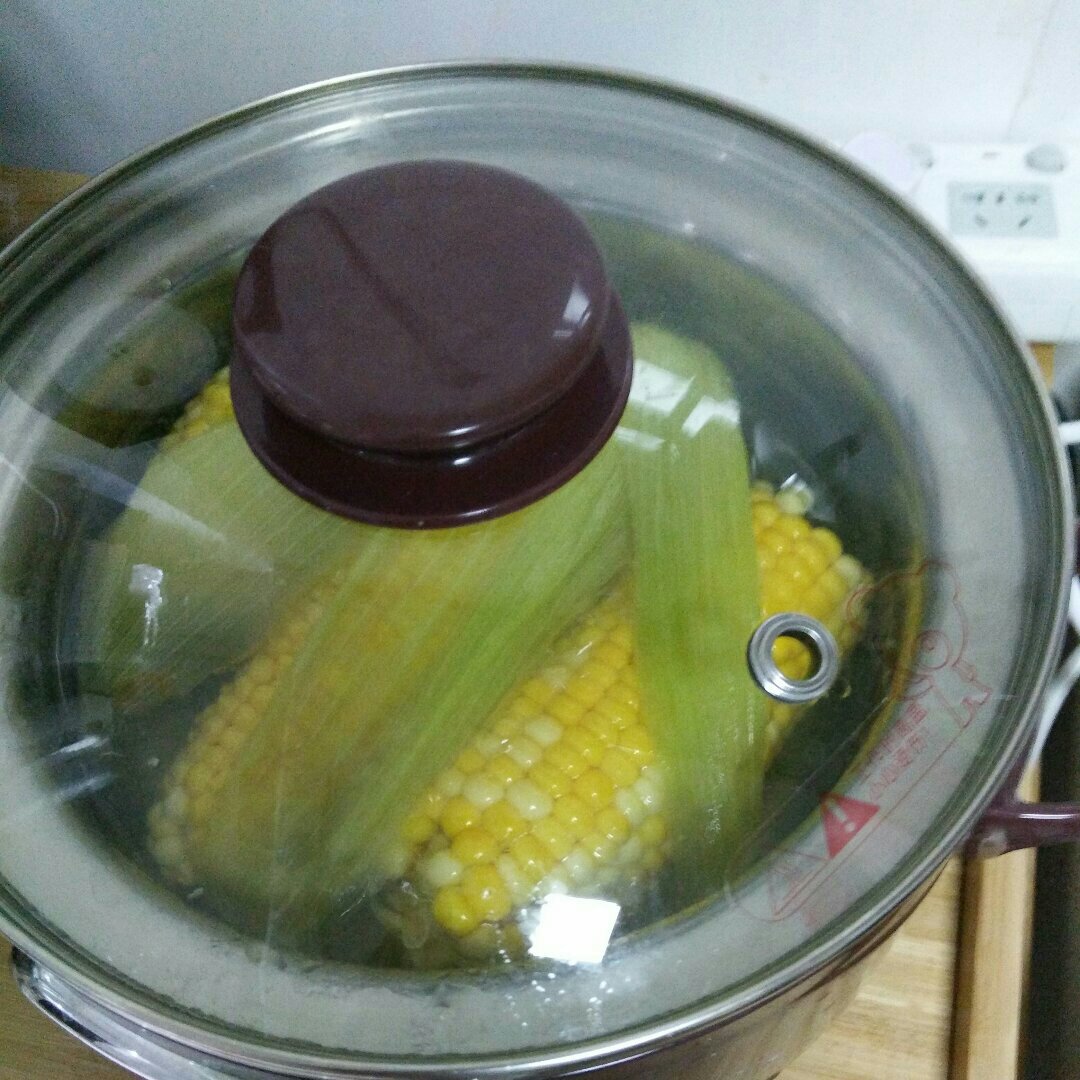 清煮甜玉米