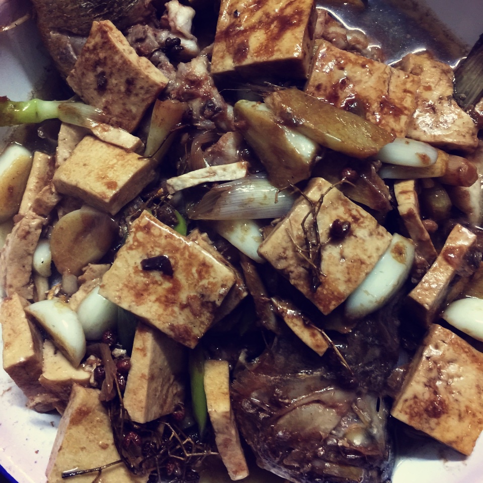 黄鱼炖豆腐