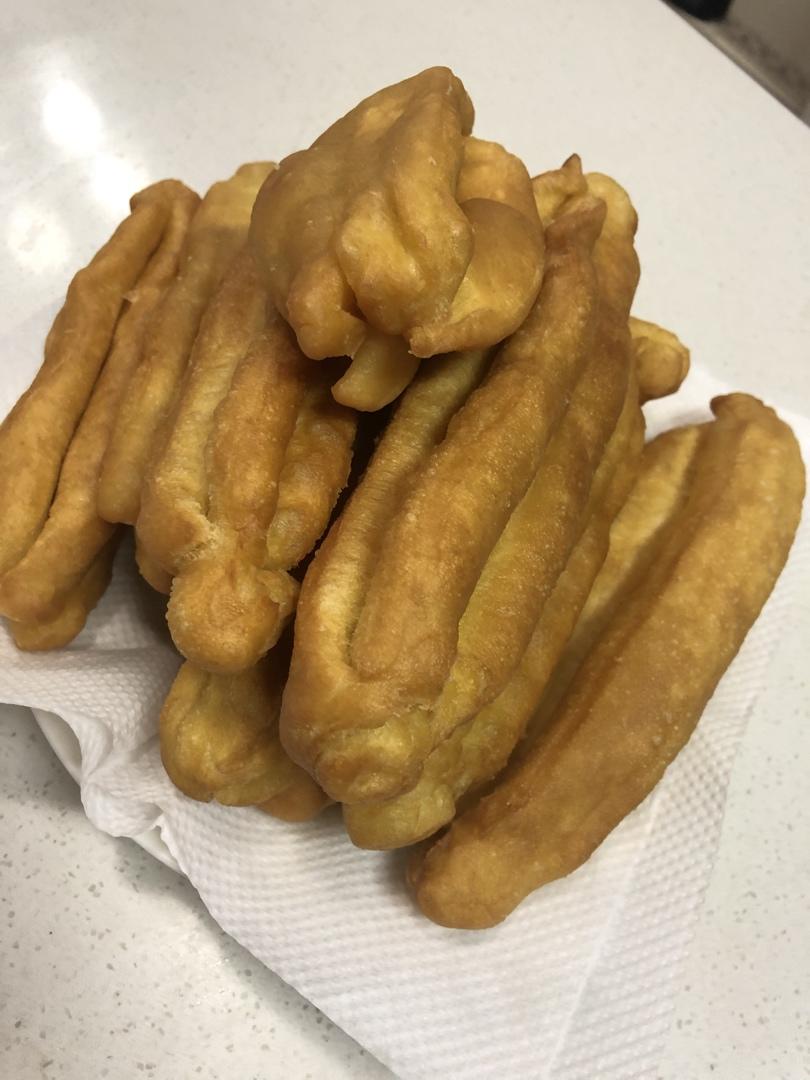 酥软小油条（早餐）