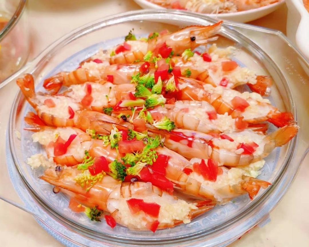 红蕃茄蒜蓉罗氏虾