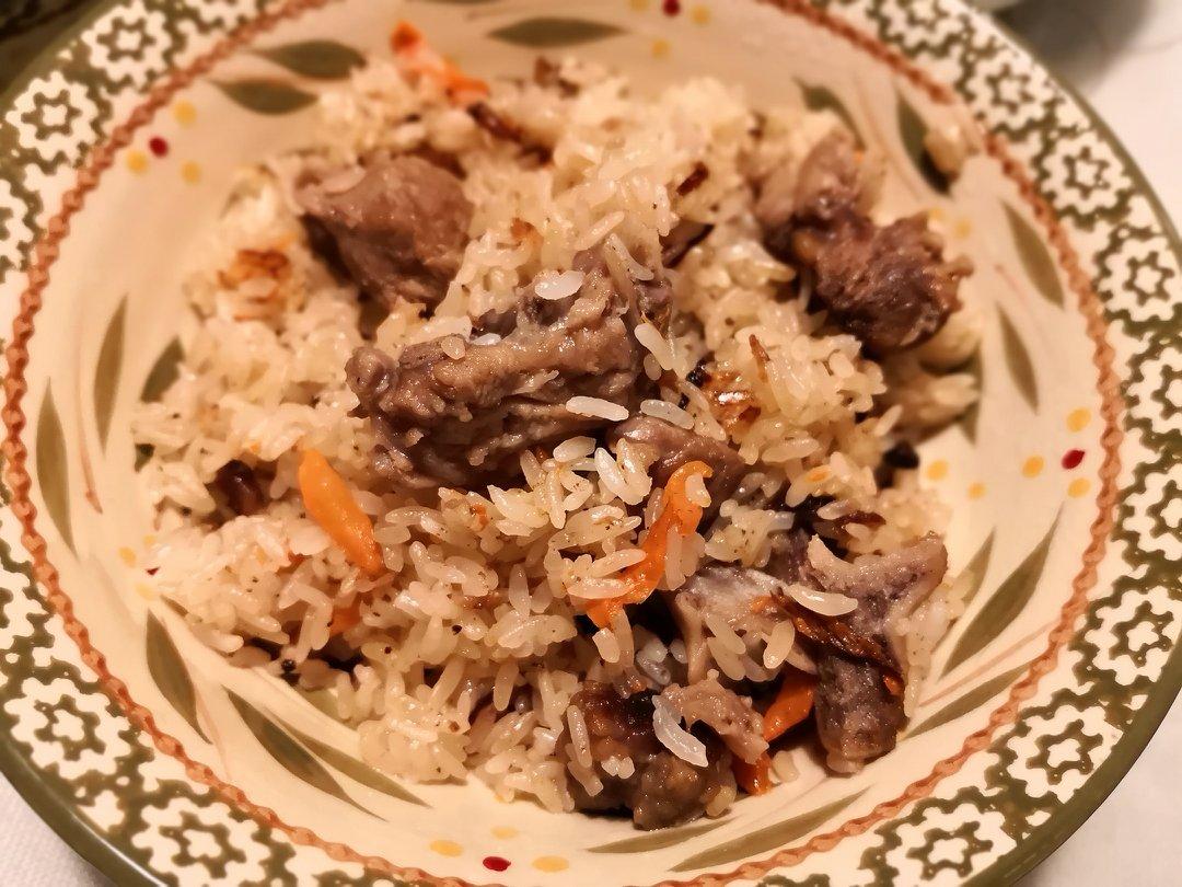 新疆羊肉抓饭