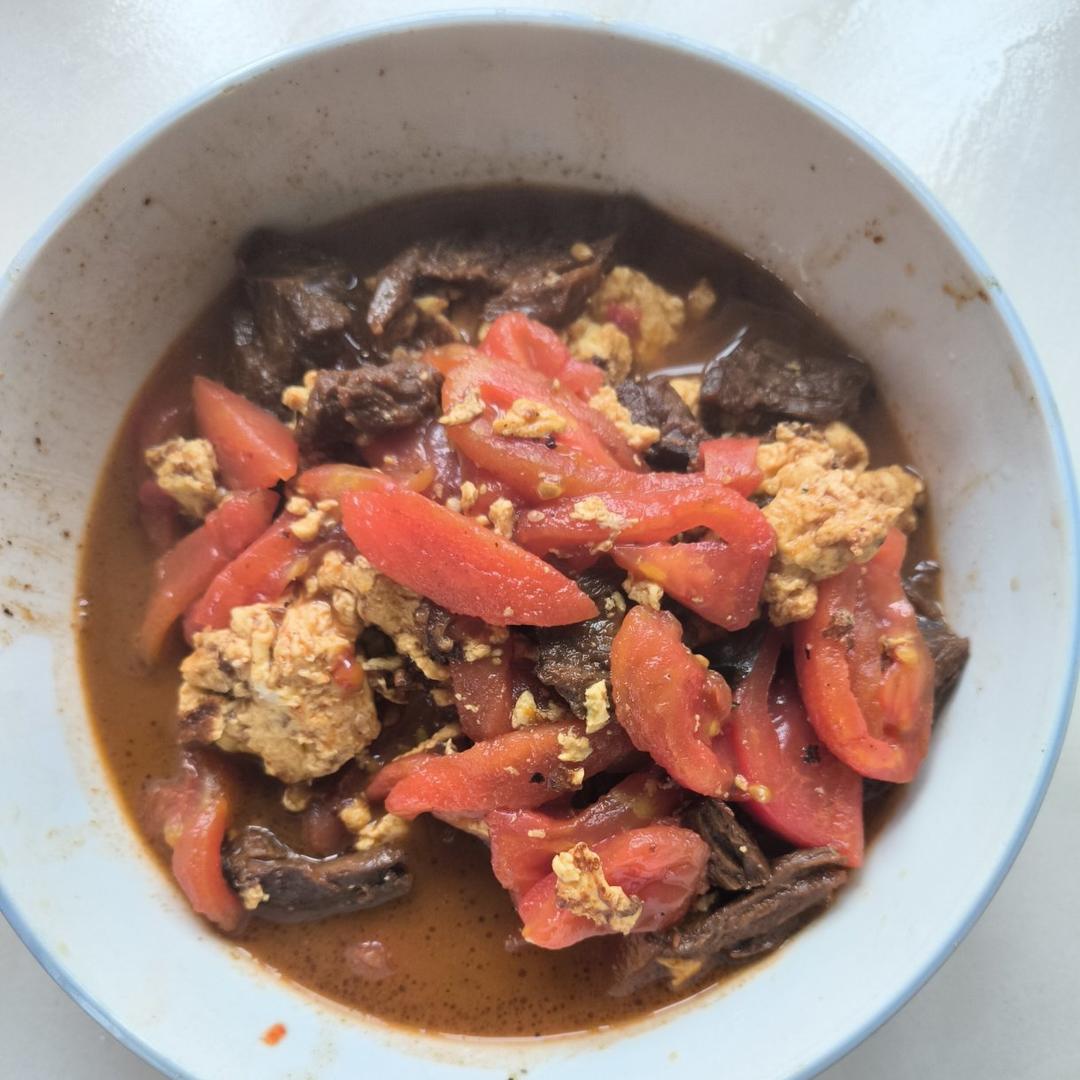 酸甜浓郁～超开胃🔥番茄滑蛋牛肉饭