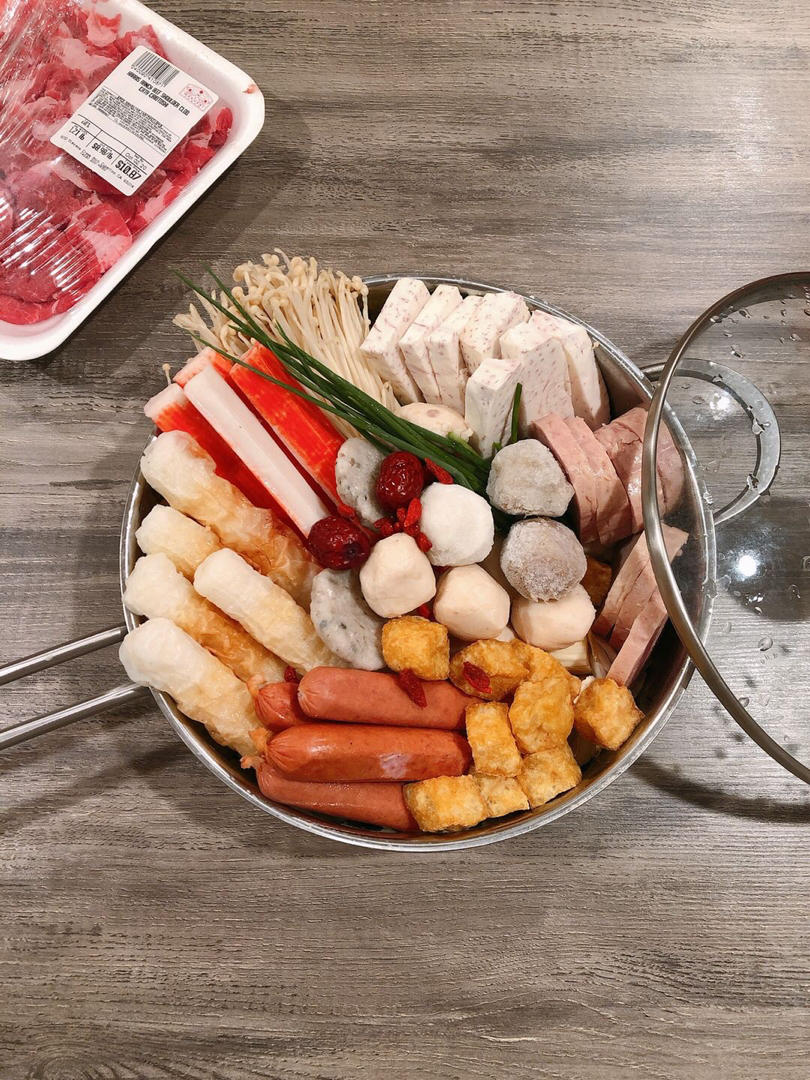 豆v0ou做的简易台湾小火锅收获颜值和营养的一锅端