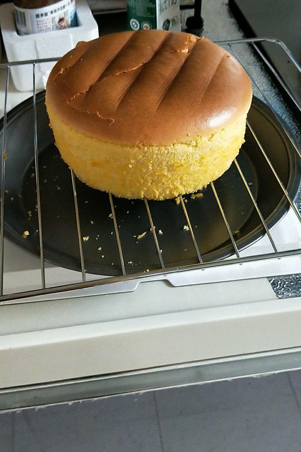 吴娟1978做的6寸基础戚风(蛋糕胚)