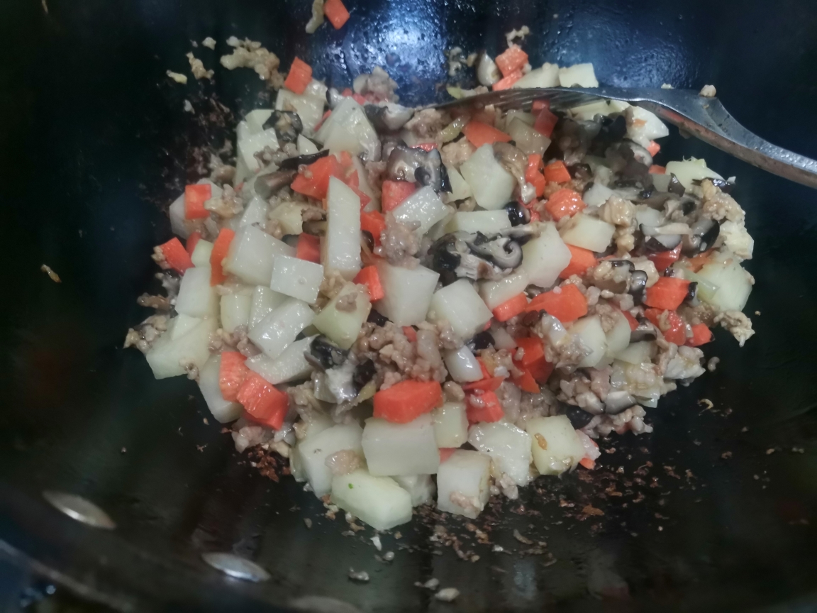 土豆肉沫浇头的做法 步骤4