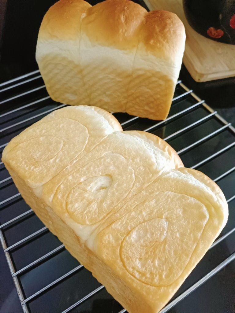 基本鲜奶吐司