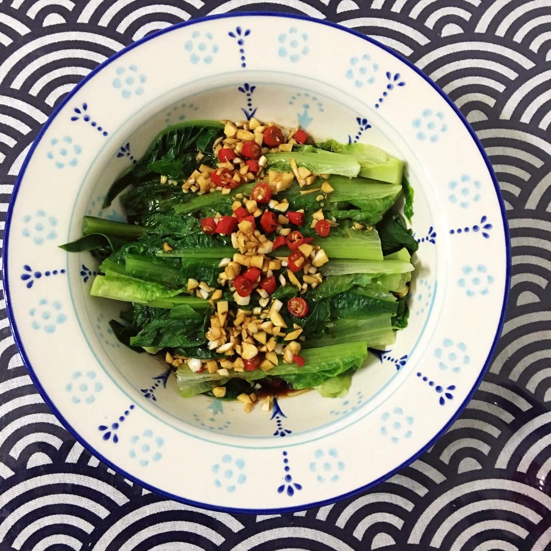 憤怒de小花做的白灼油麥菜