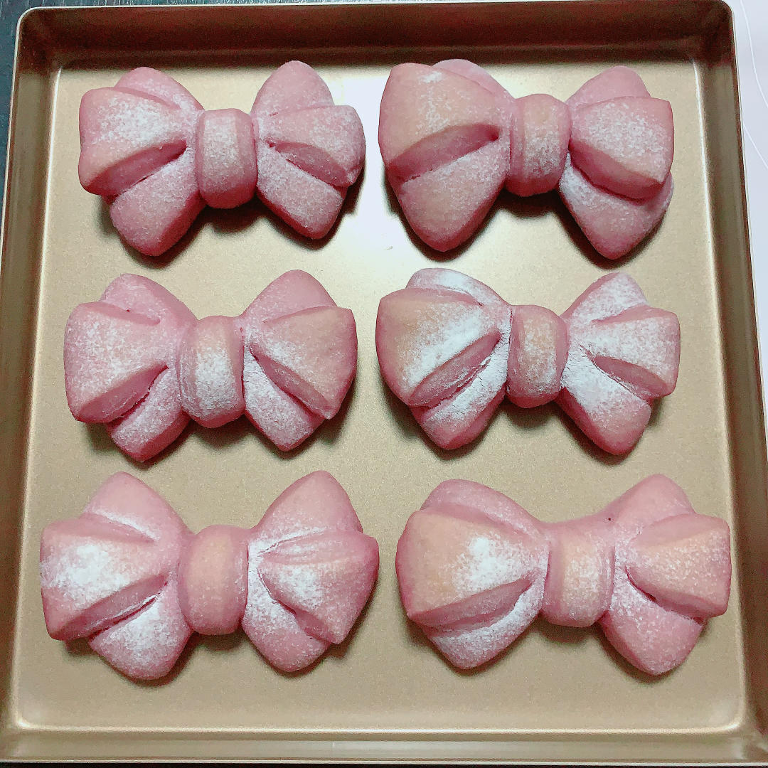 蝴蝶结🎀面包