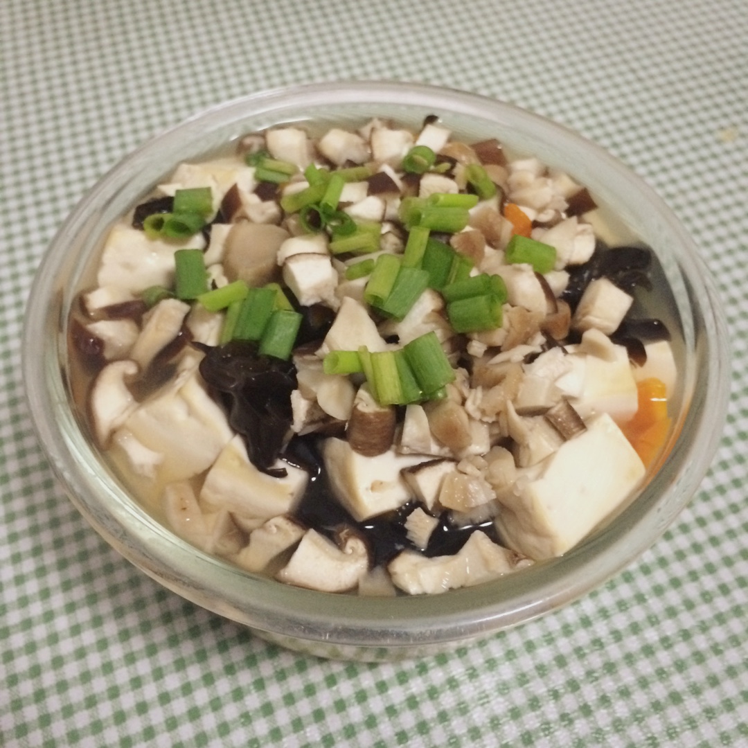虾仁干贝豆腐煲