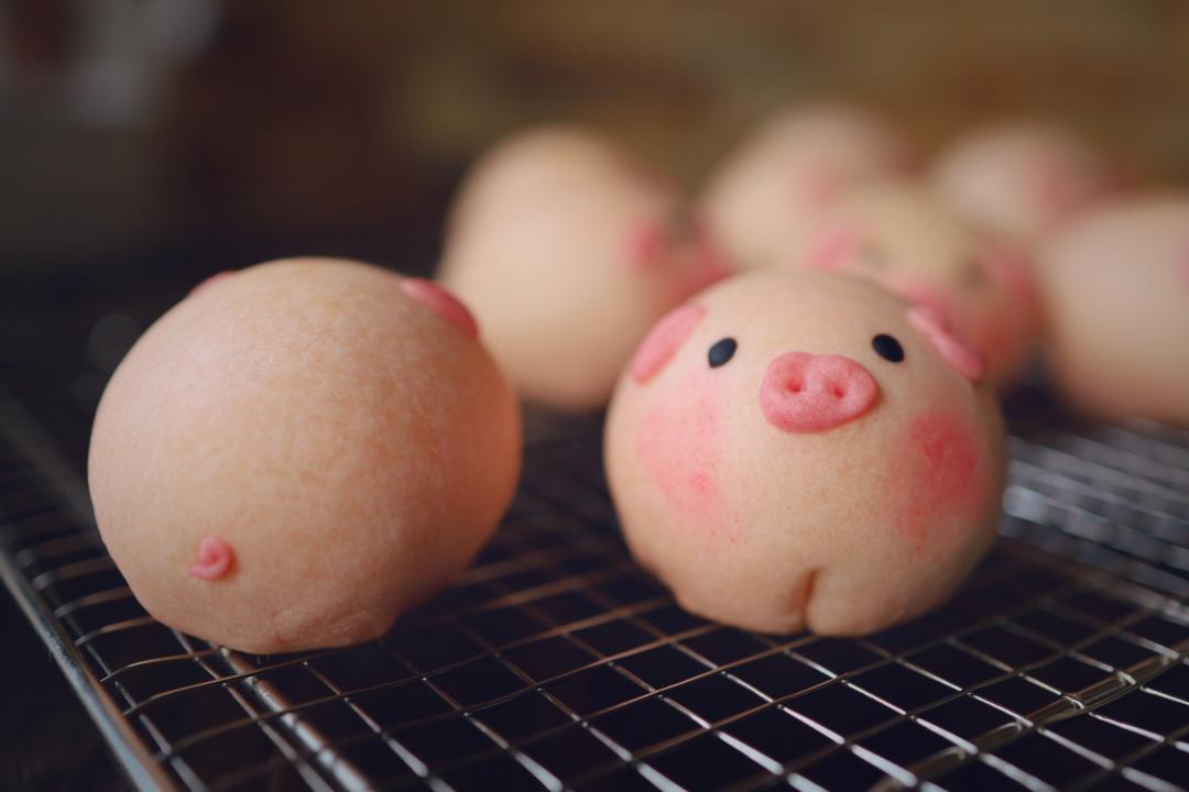 小猪蛋黄酥【6月北鼎烤箱食谱】的做法