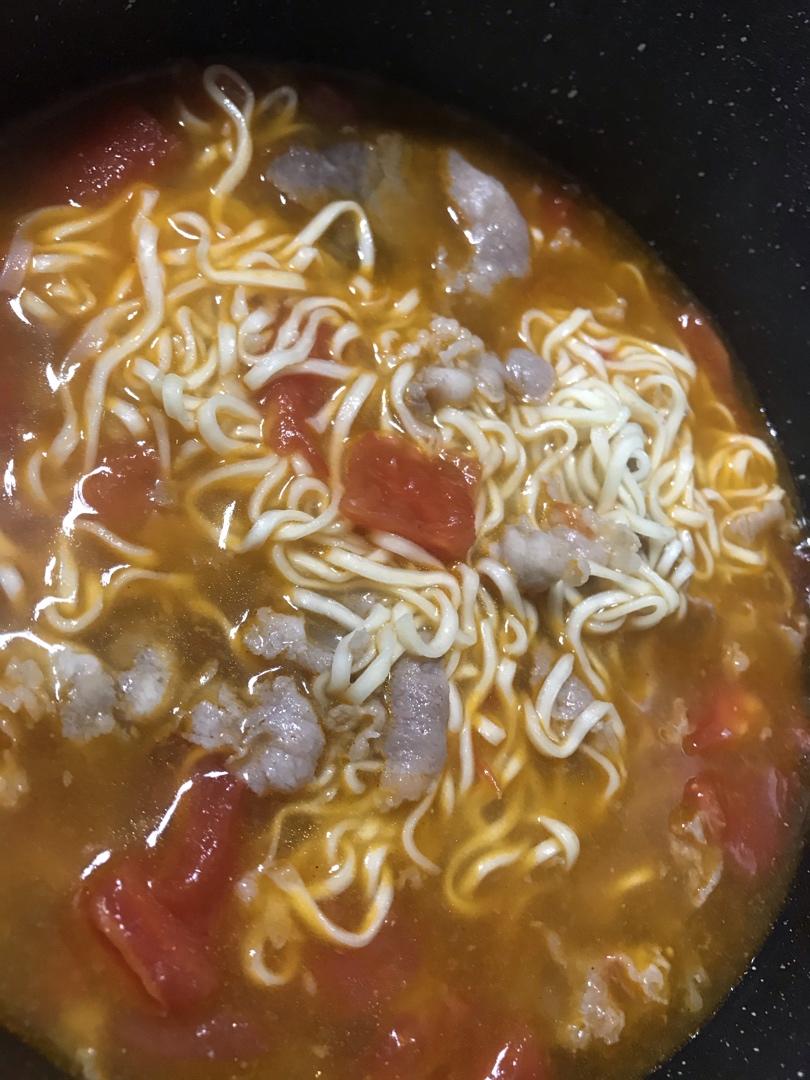 番茄牛肉面