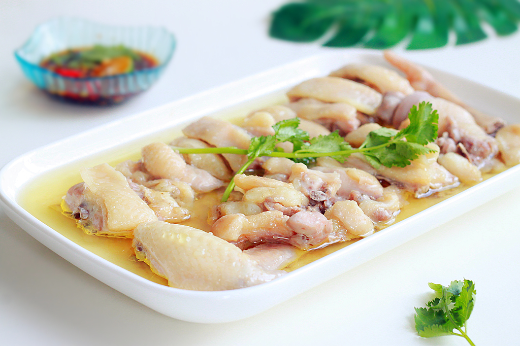 隔水蒸盐焗鸡【7月北鼎蒸炖锅食谱】