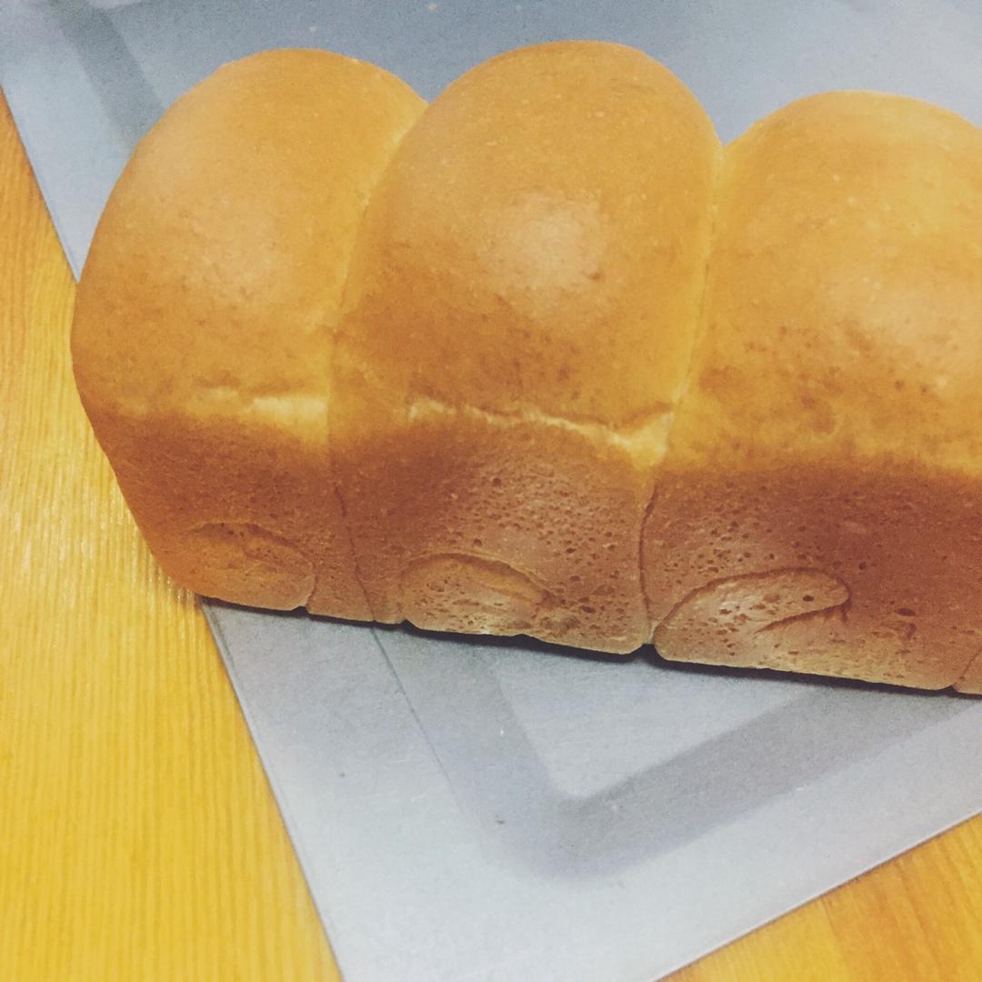 宝宝辅食：宝宝版拉丝超软吐司—拒绝面包添加剂，一次发酵，快速方便！12M+