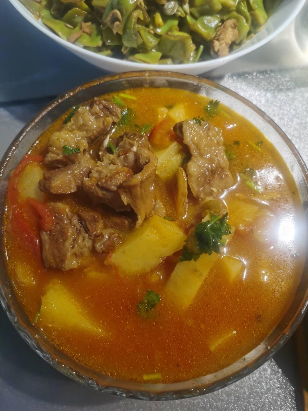 西红柿牛腩