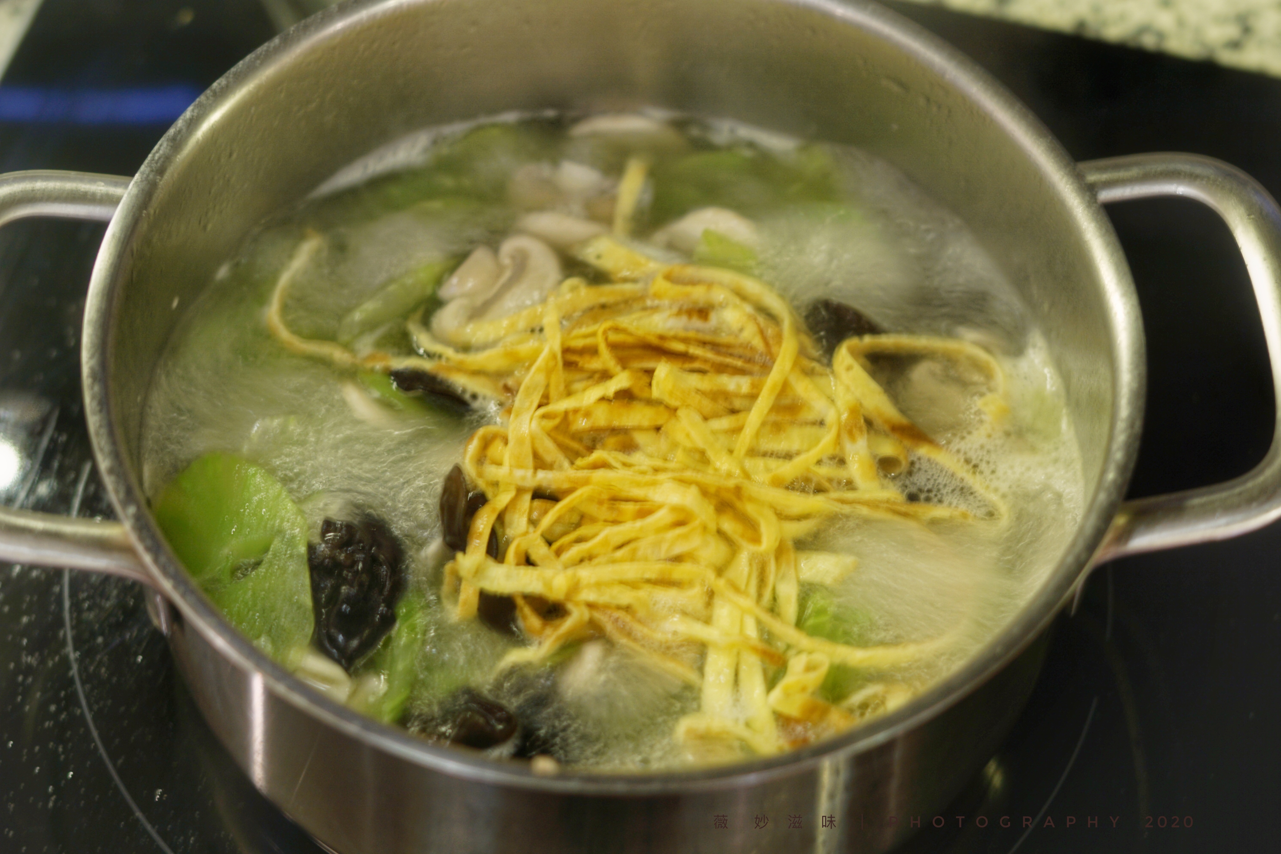 营养又健康的莴苣磨菇汤～的做法 步骤8