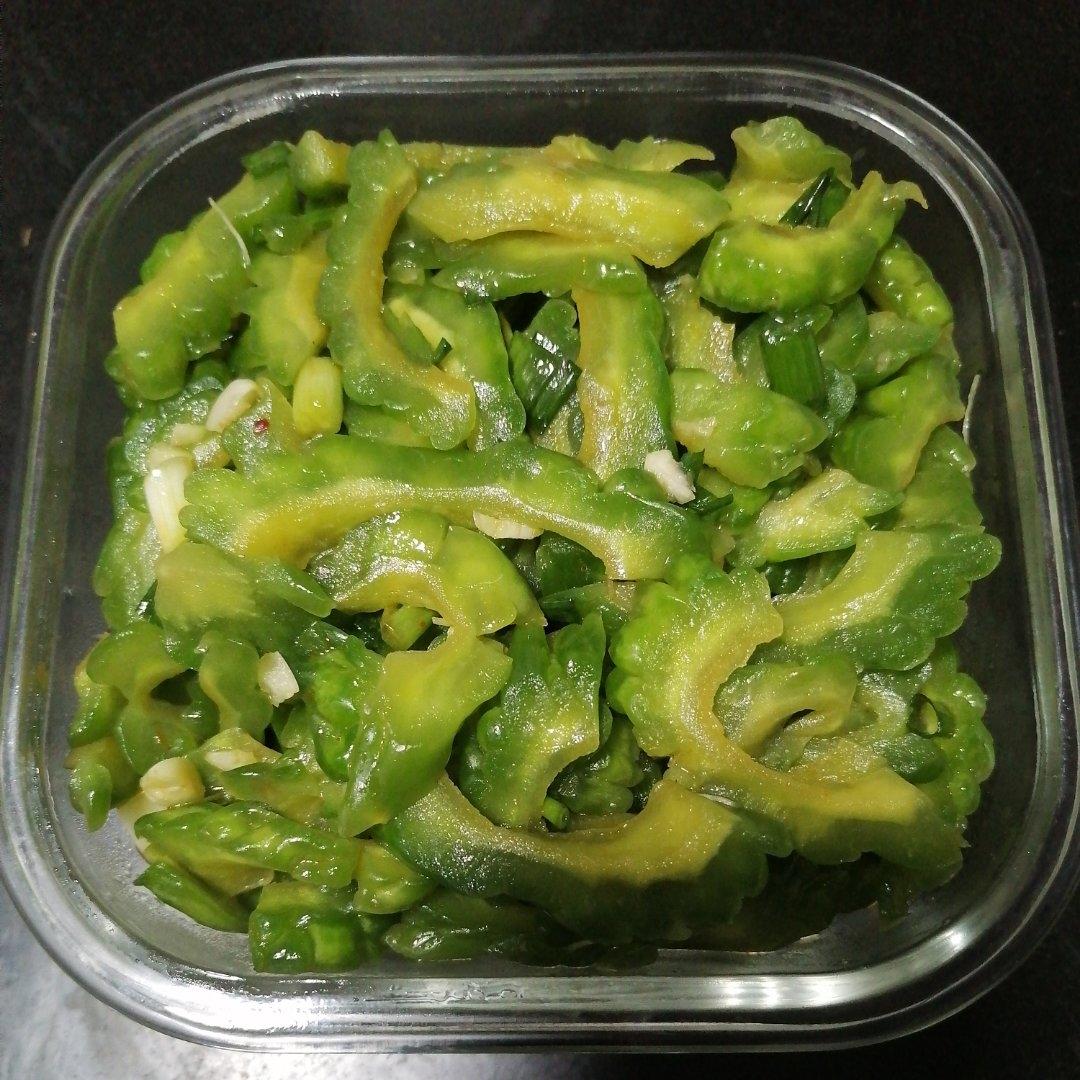 凉拌苦瓜