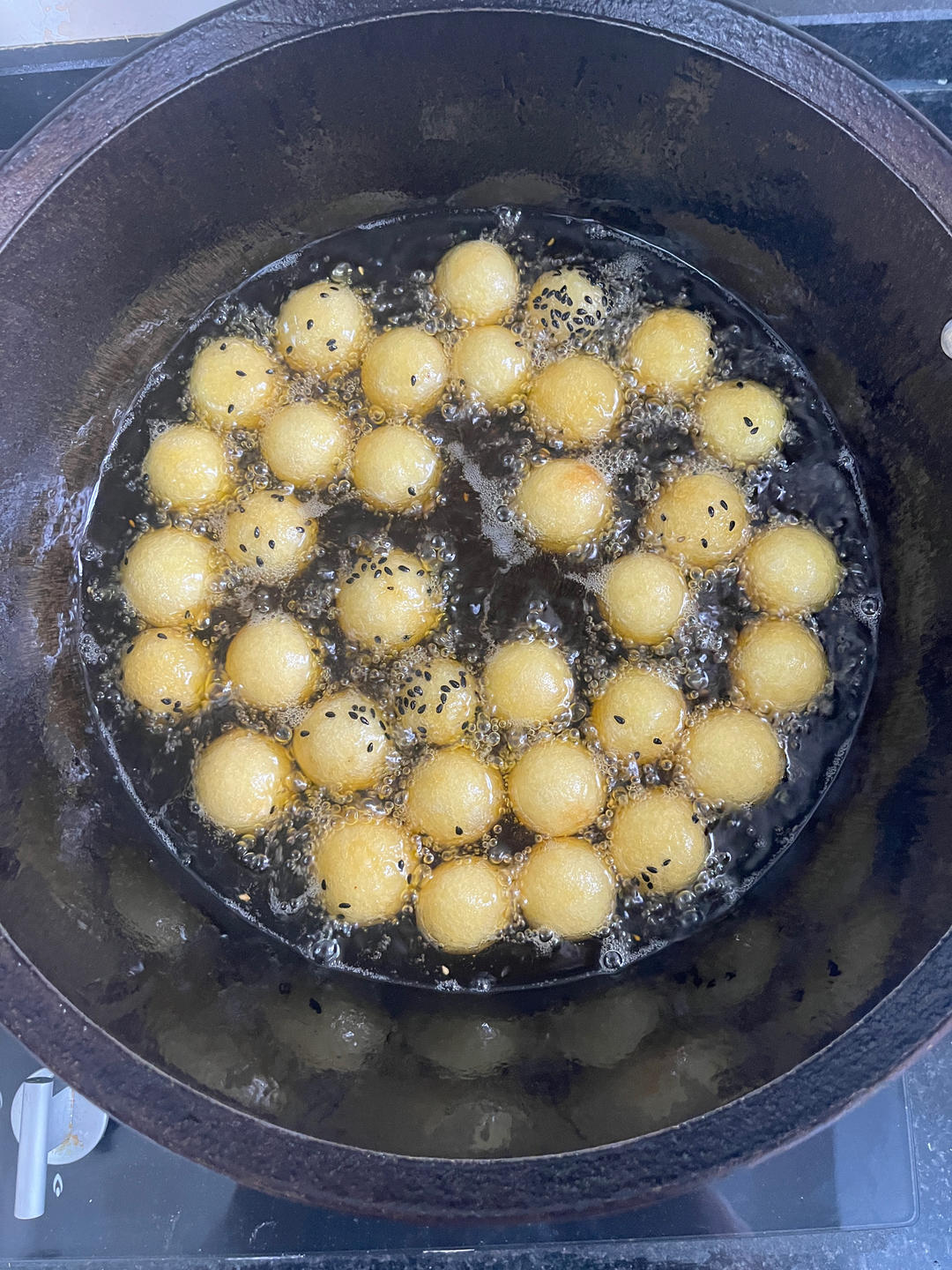 “南瓜芝麻球”聚餐必做小点心