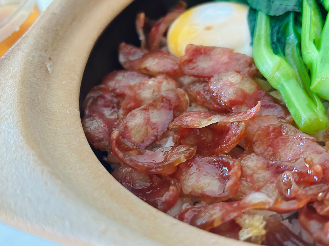 广式腊肠之煲仔饭