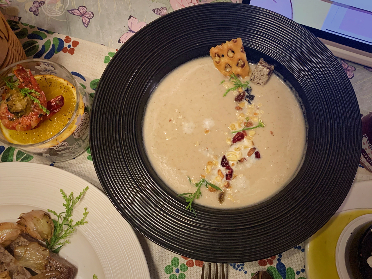 欧洲大厨教做最健康美味的蘑菇浓汤