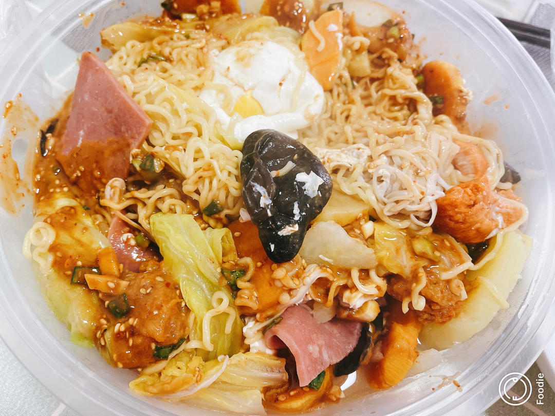 比麻辣烫好吃百倍！自制超过瘾巨解馋麻辣拌