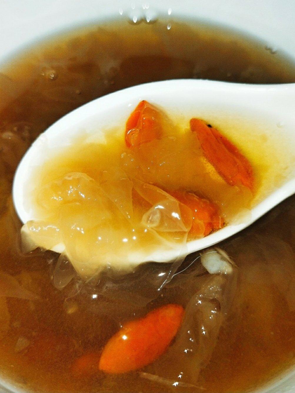 冰糖银耳汤