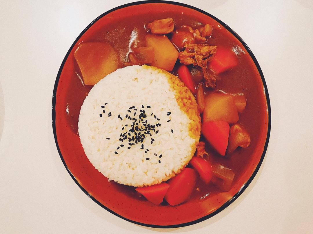 咖喱鸡肉饭