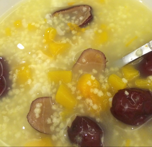 小米红枣南瓜粥