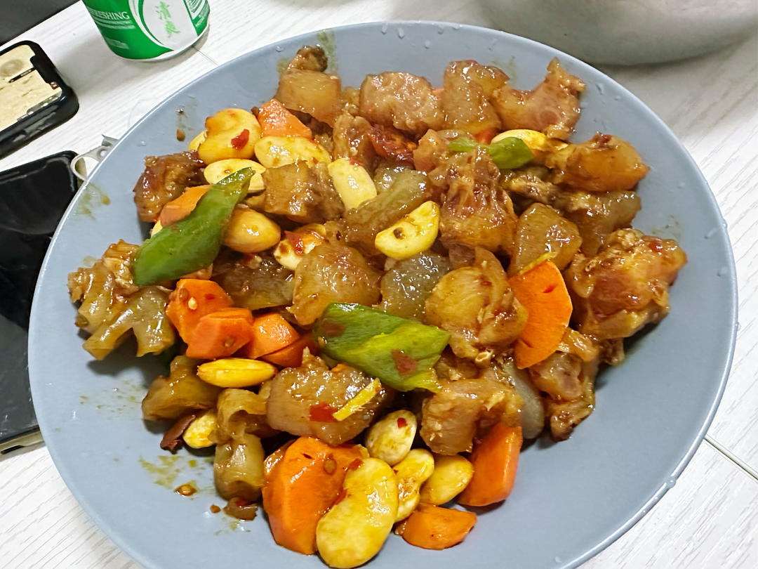 蒜烧牛蹄筋