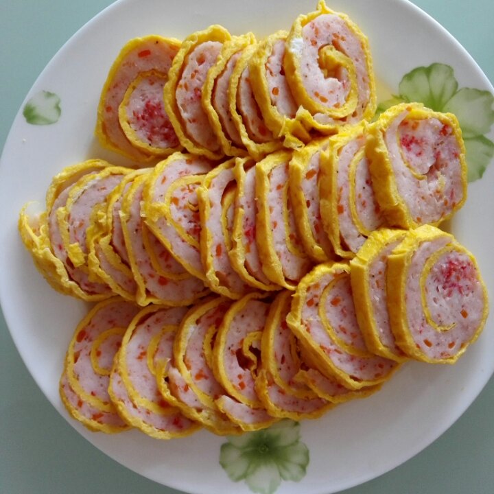 云飞扬-1做的鲜虾蛋卷