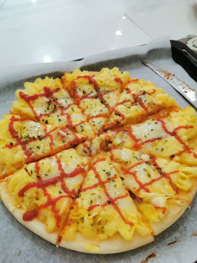 菠萝火腿披萨