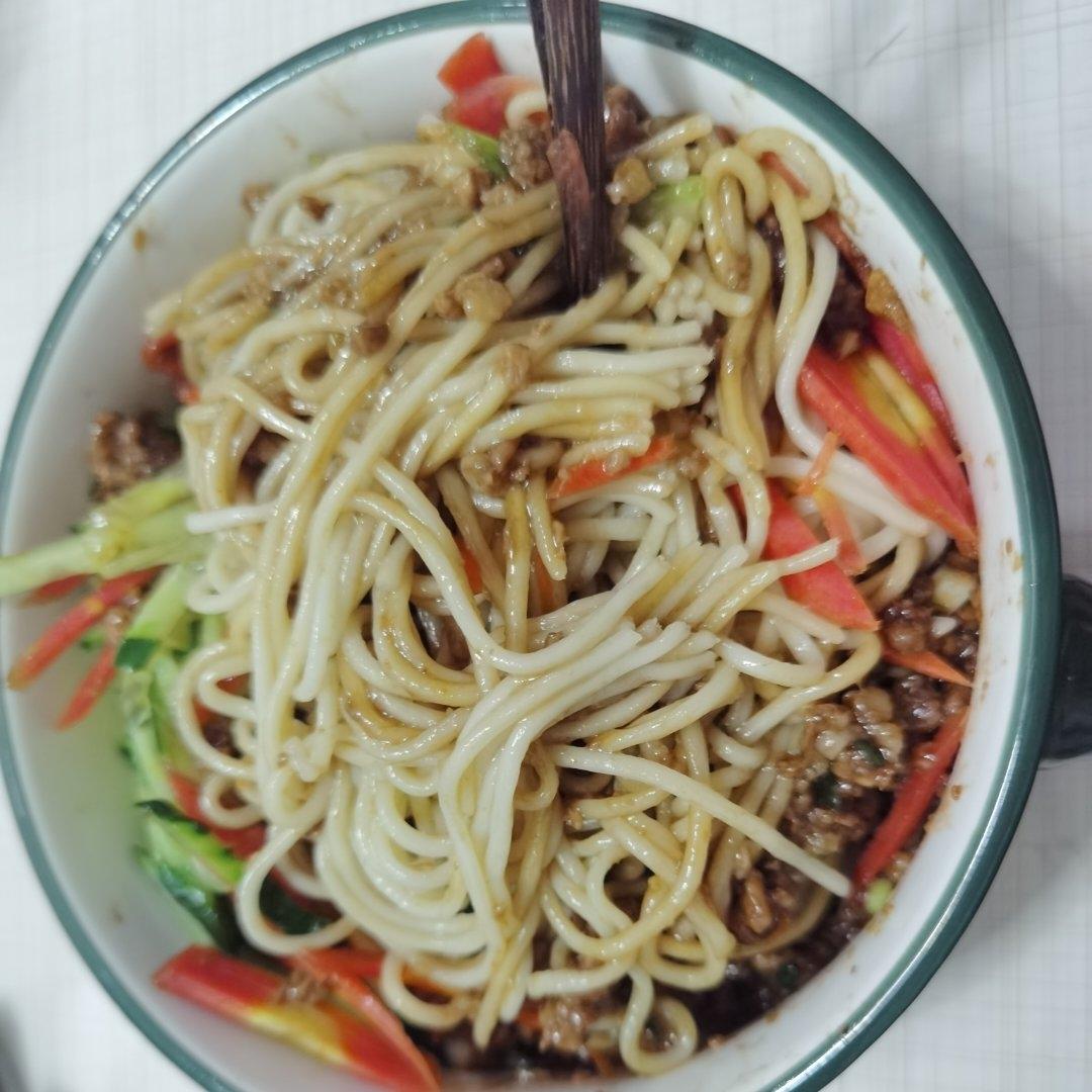 家常面~超简单又好吃的炸酱面🍜肉酱拌面