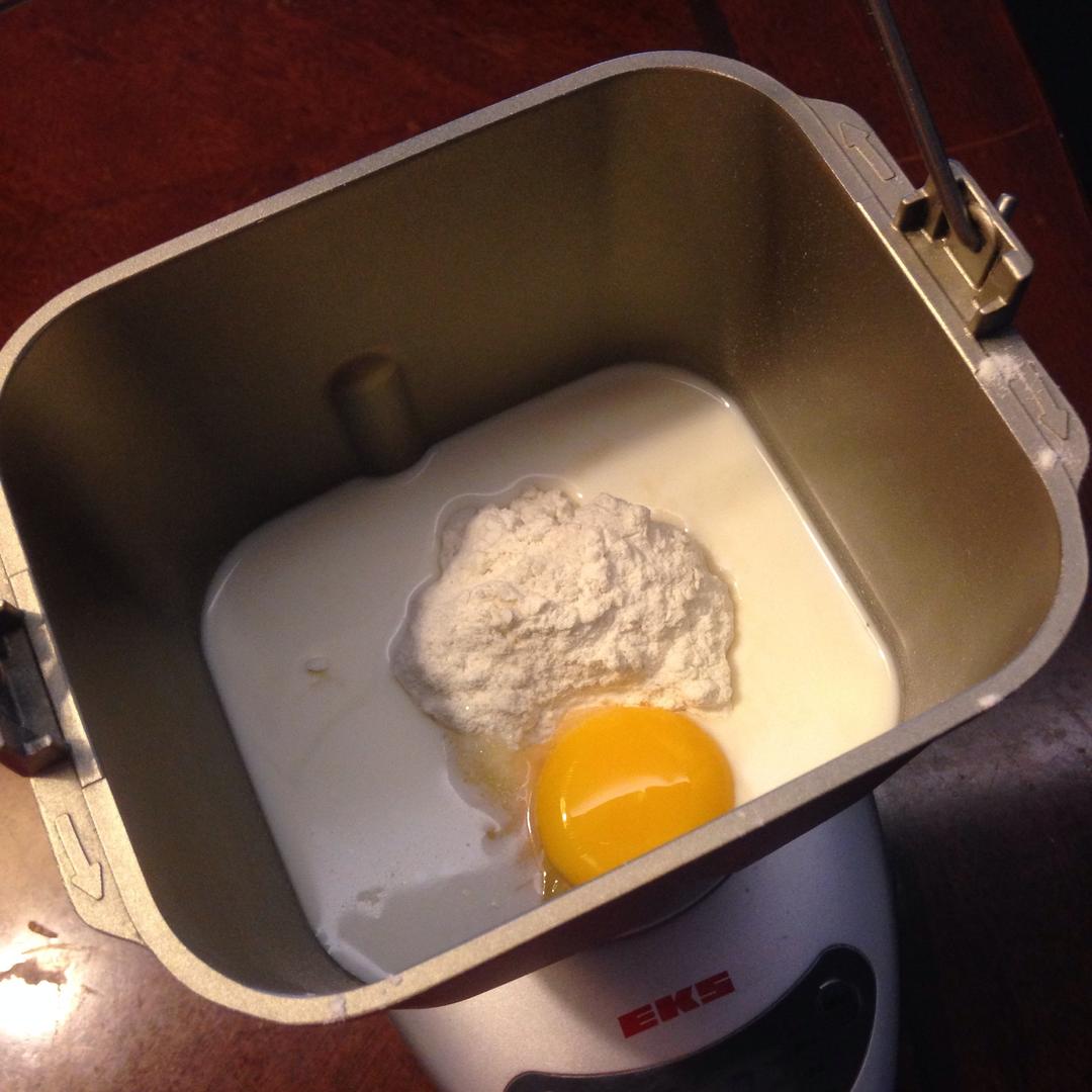 纯奶手撕吐司的做法 步骤1