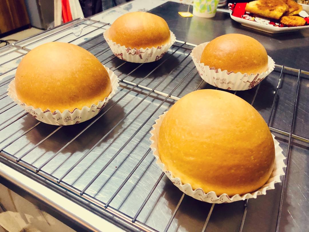 酸奶红豆小面包
