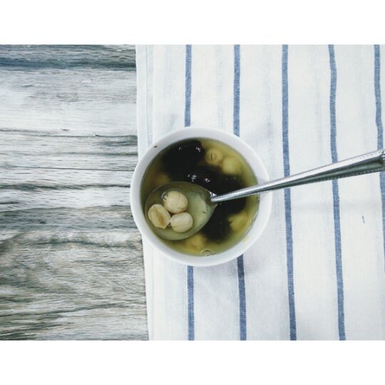 红枣银耳莲子羹