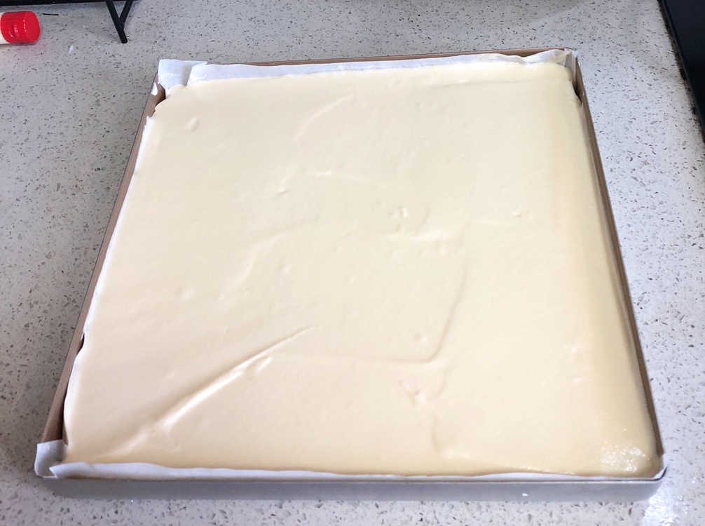 芒果奶油蛋糕卷的做法 步骤7