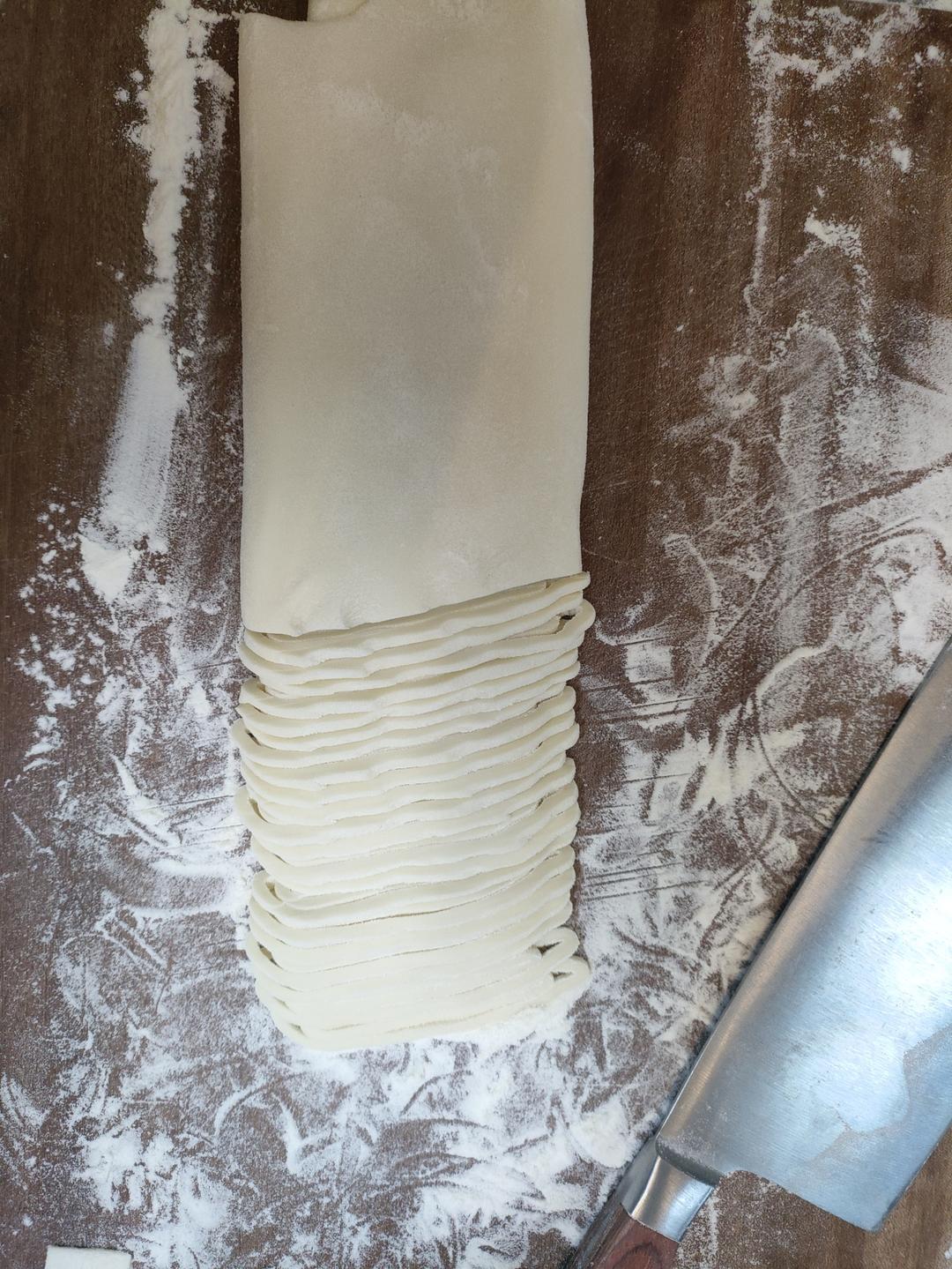 足打手擀刀切面-全手工太好吃了！