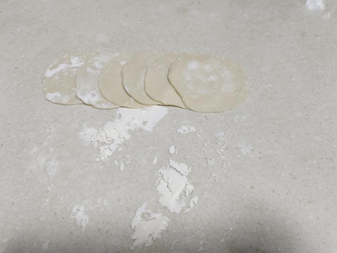 手工揉面三分钟，又韧又薄又好包的饺子皮