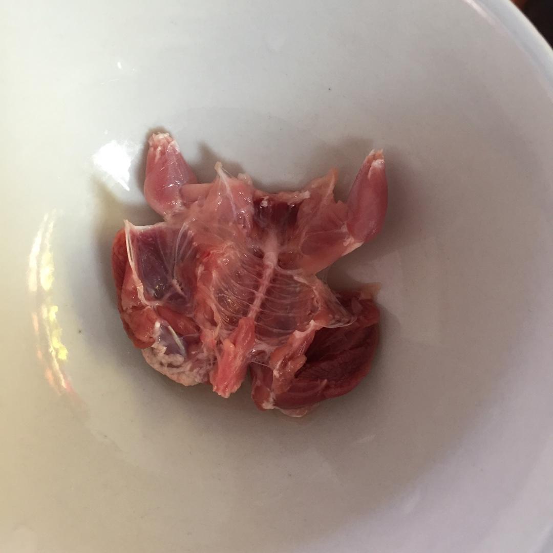 妃妃肥肥分享作品午餐612016年12月16日麻雀肉～老家这边娃娃满百天