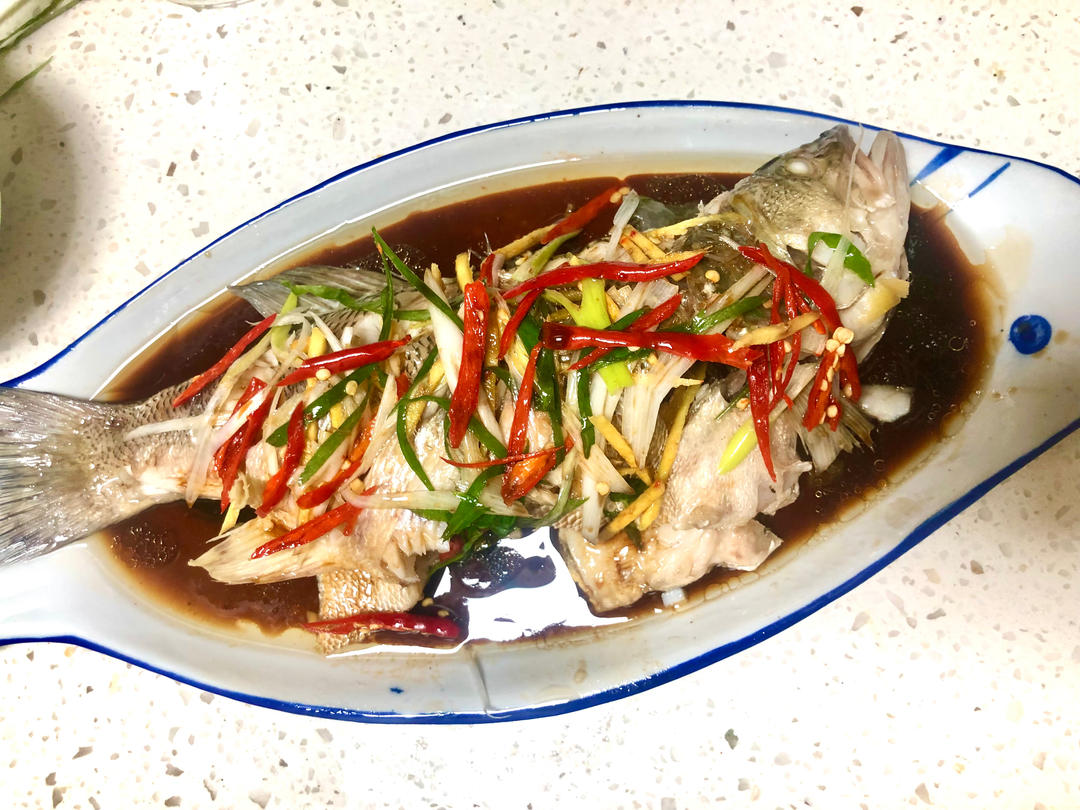 清蒸鲈鱼