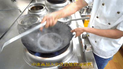 廚師長教你：“小炒黑木耳”的家常做法，味道口感很不錯，收藏了的做法 步驟8