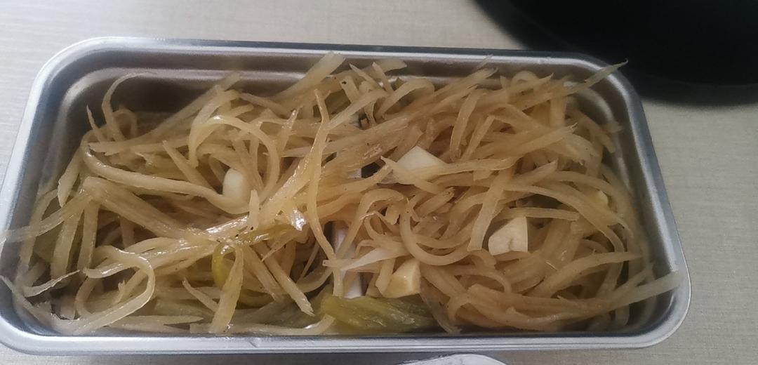 在家也能做出馆子味儿的醋溜/炝炒/酸辣土豆丝（就是那道看似简单，实则步步玄机的土豆丝）