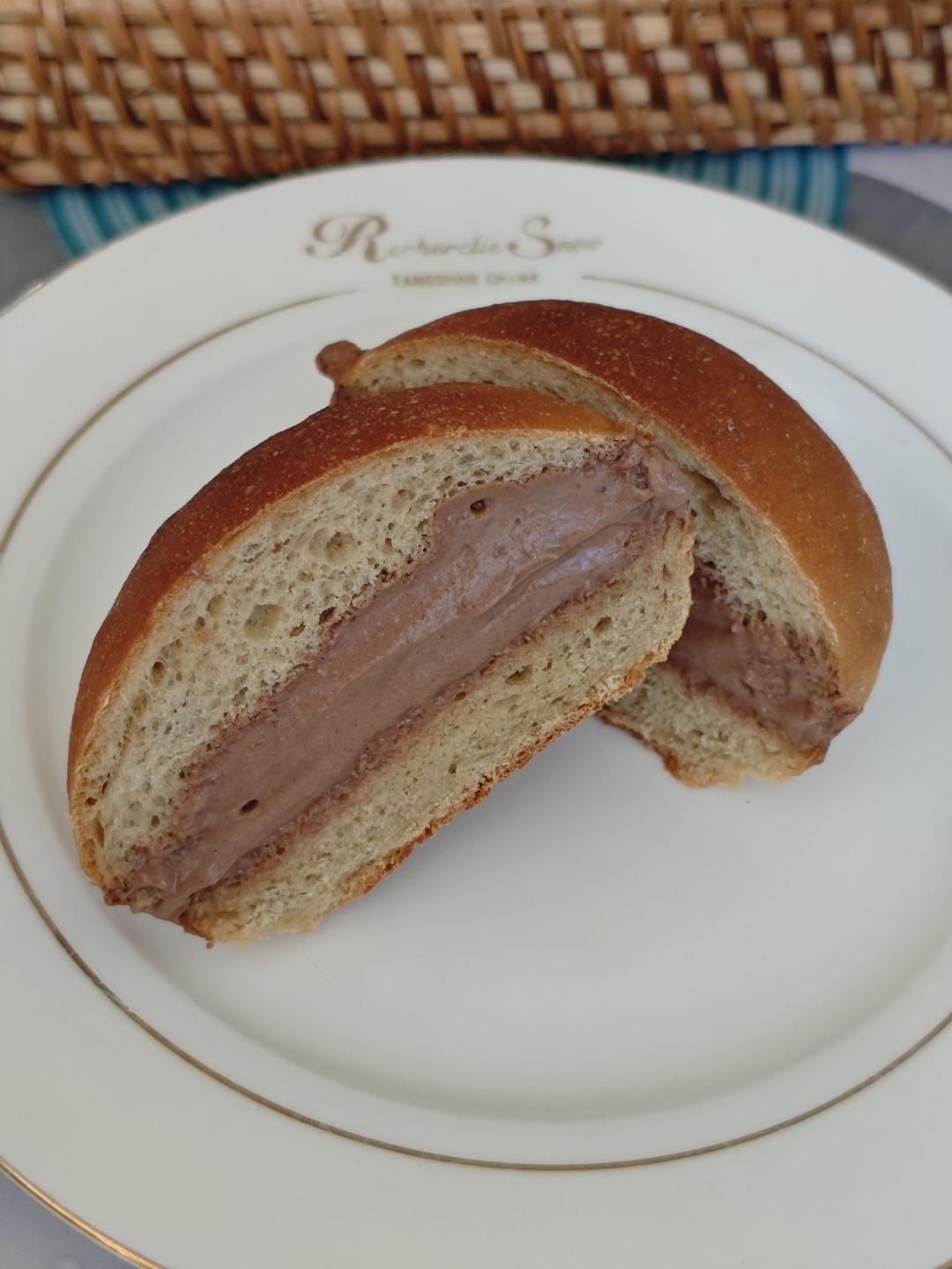 摩卡巧克力冰面包🍞冰冰凉凉的固体咖啡